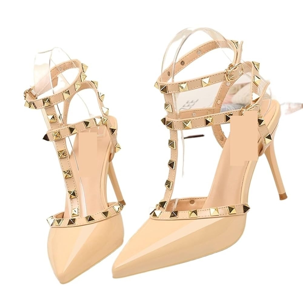 🔥6 FOR $25!🔥Valentino Style Chic Studded Nude Heels
